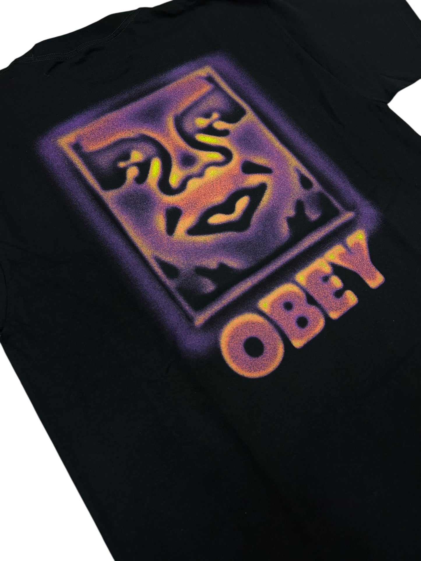 T-shirt Obey
